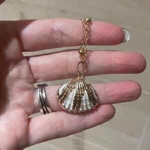 Gold SeaShell Necklace